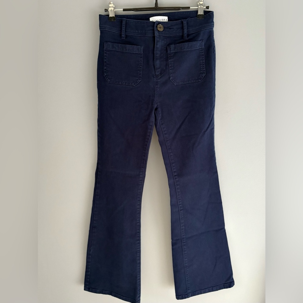 LOFT Patch Pocket Flare Pants in Navy - size 0 Petite / 25 Petite